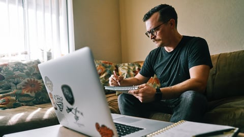 How YouTubers Can Start Making Branded Content