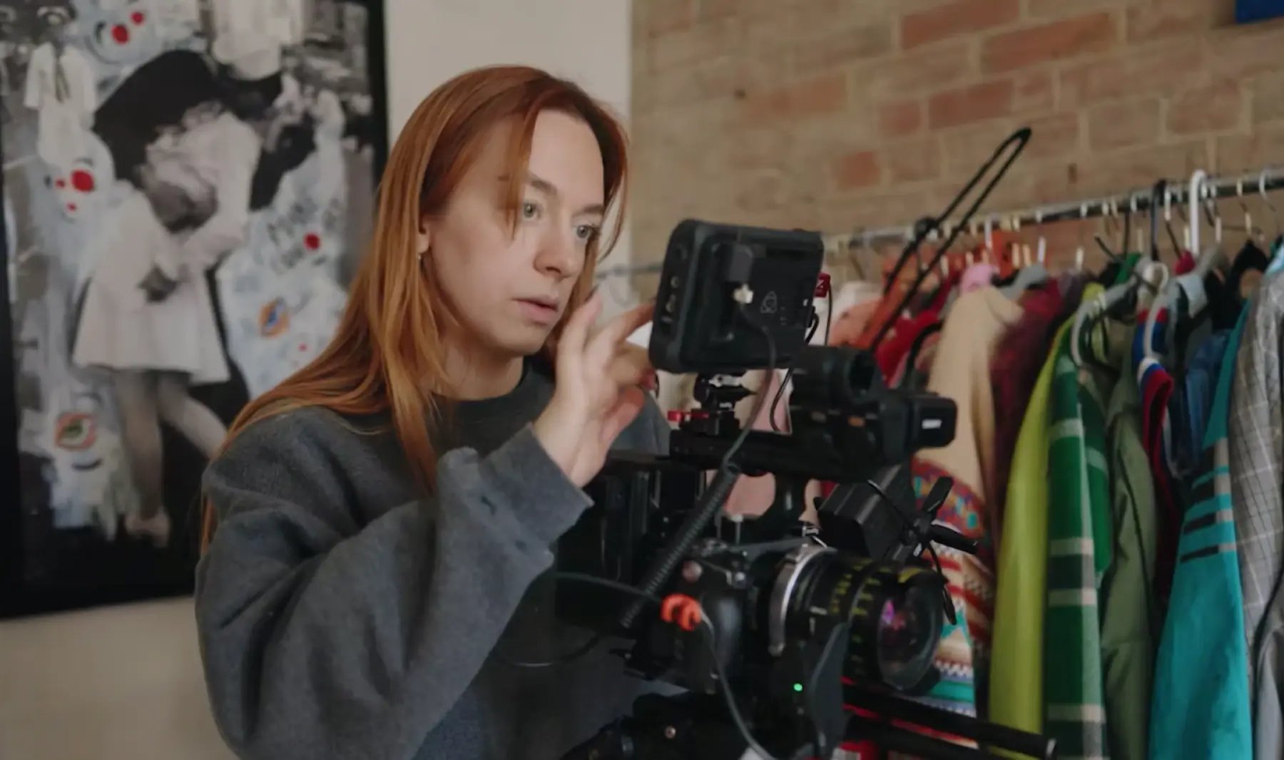 Nicole Shapiro uses Soundstripe to license royalty free music for podcasts and find the perfect music for her videos.