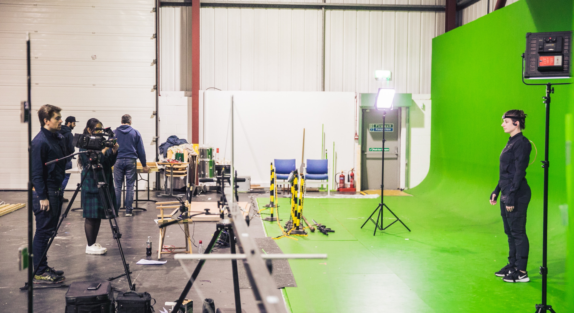 How to Use a Green Screen: A Beginner's Guide