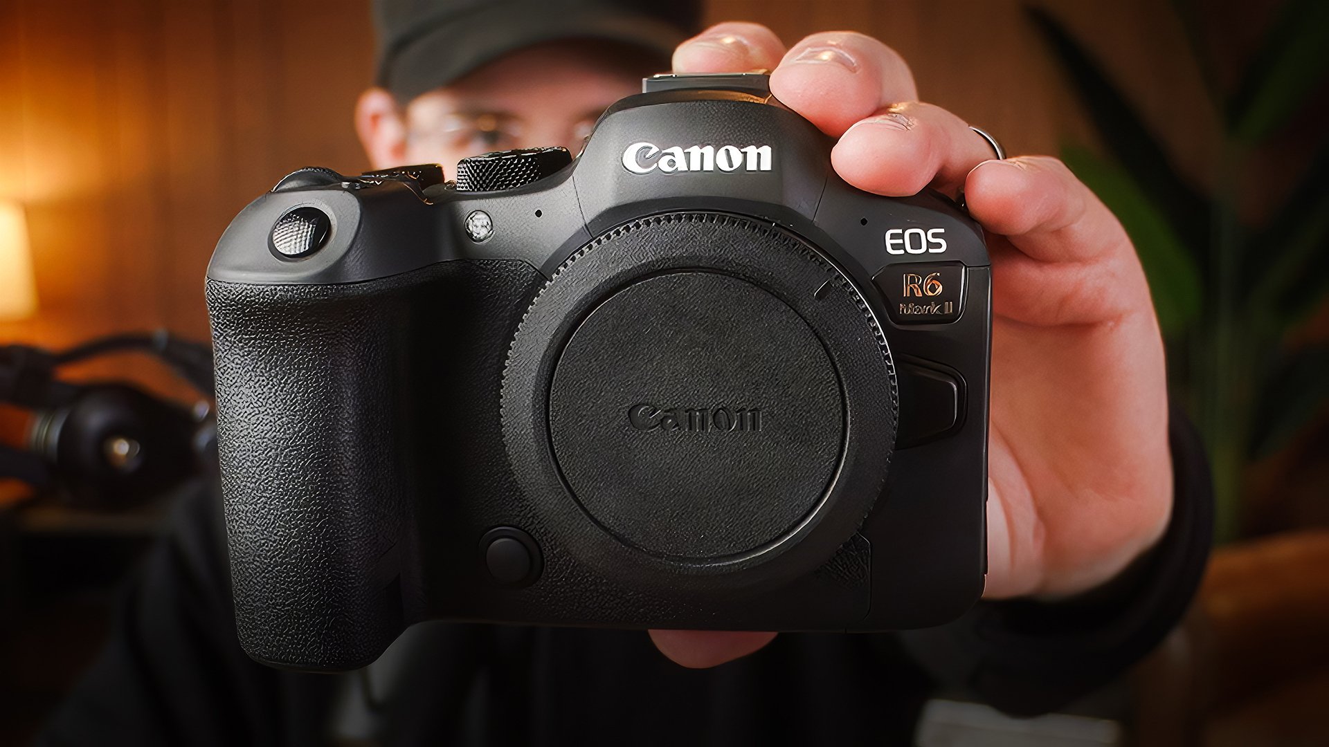 een insluiten Netto Canon R6 Mark II Review: Your Ultimate 5D Replacement Camera